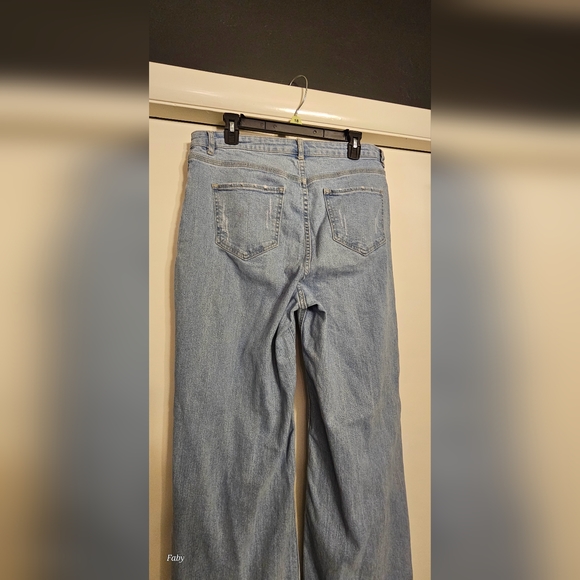 Gabrielle Union Wide leg high waisted jeans - Picture 4 of 8